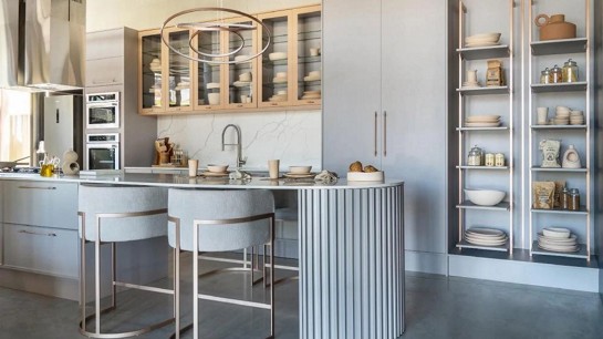 A versatilidade em combinar faz de Peach Fuzz uma carta na manga.